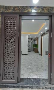 SIÊU PHẨM CÓ 102 - NHÀ MỚI TINH TẠI LÁNG HẠ - QUẬN ĐỐNG ĐA