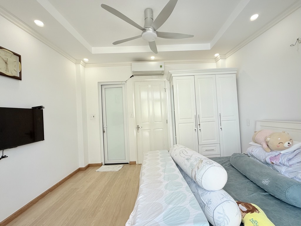 BÙI ĐÌNH TUÝ - 10M RA HẺM XE TẢI THÔNG THÔNG NGÔ ĐỨC KẾ ~ 60M (4.6x13) 4 TẦNG 4 PN 4 WC - CÓ THỂ THIẾT KẾ 7 PN - 9.x TỶ.