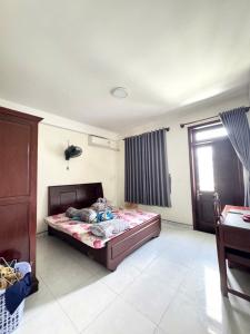 Nhà ngay khu vạn phúc, dt 118m, 3 lầu