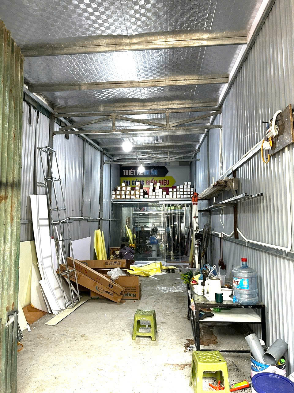 Mặt ngõ kinh doanh, ngõ thông, 2 ô tô tránh, có sẵn xưởng kiên cố, 83m2, giá chỉ 2.5 tỷ