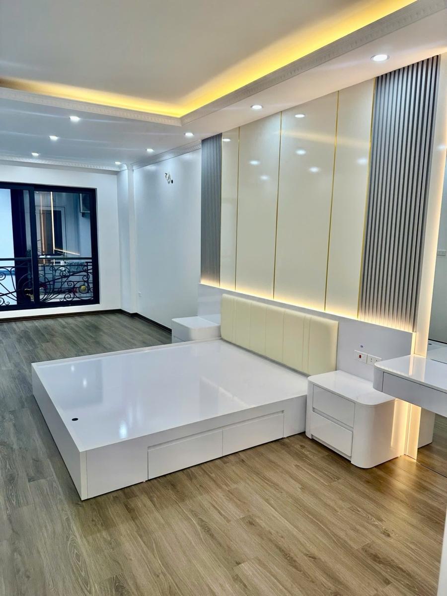 Nhà đẹp Đông Quan 43m², 4 tầng, 3PN, lô góc thoáng, ngõ ba gác, chỉ nhỉnh 9 tỷ