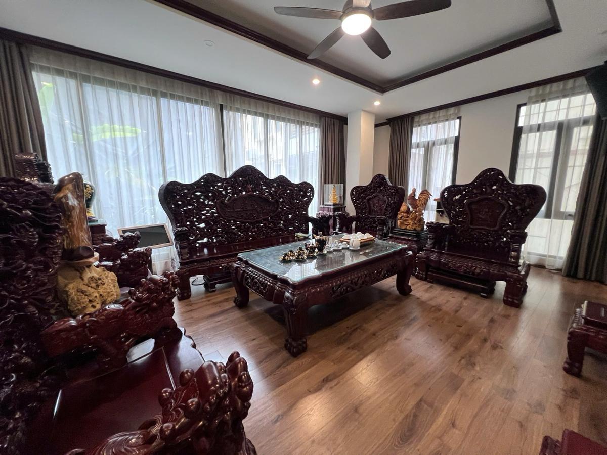 Nhà đẹp Đông Quan 43m², 4 tầng, 3PN, lô góc thoáng, ngõ ba gác – nhỉnh 9 tỷ