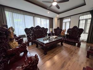 Nhà đẹp Đông Quan 43m², 4 tầng, 3PN, lô góc thoáng, ngõ ba gác – nhỉnh 9 tỷ