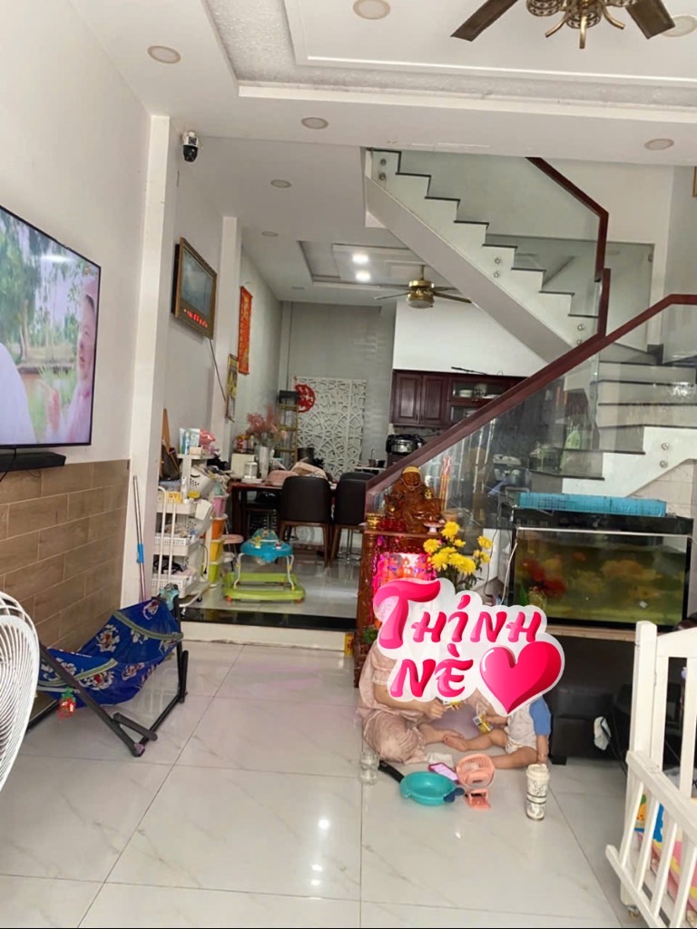 Nhà đẹp 1 sẹc hẻm xe hơi- sổ hồng riêng- hẻm xe hơi Bình Tân