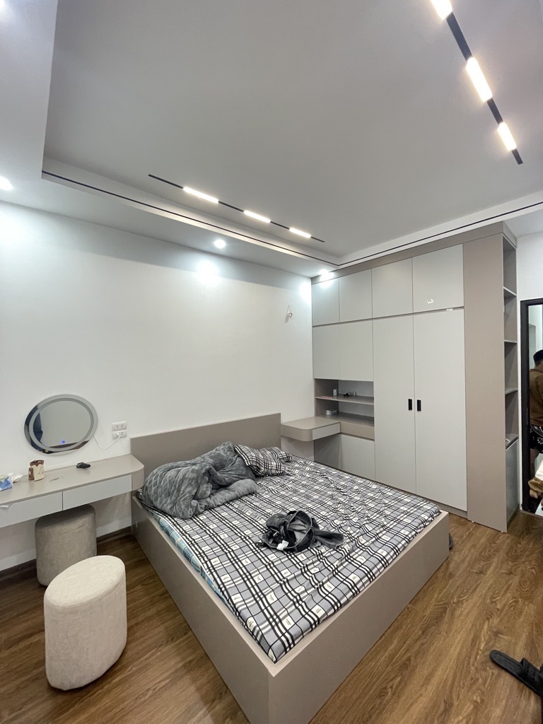 BÁN NHÀ- NHÀ ĐẸP 56m² giá chào bán mới 8.8 tỉ - GẦN PHỐ 2 THOÁNG