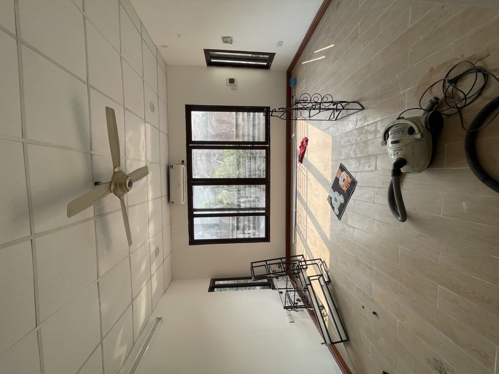 BÁN NHÀ MẶT PHỐ LỤA, NGAY ĐẦU CỔNG PHỐ LỤA - MẶT ĐƯỜNG OTO- KINH DOANH SẦM UẤT