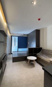 NHÀ PHÂN LÔ LÊ TRỌNG TẤN - Ô TÔ ĐỖ CỬA - NGÕ THÔNG KINH  DOANH 8 TẦNG THANG MÁY - VỪA Ở VỪA CHO THUÊ, NHỈNH 14 TỶ