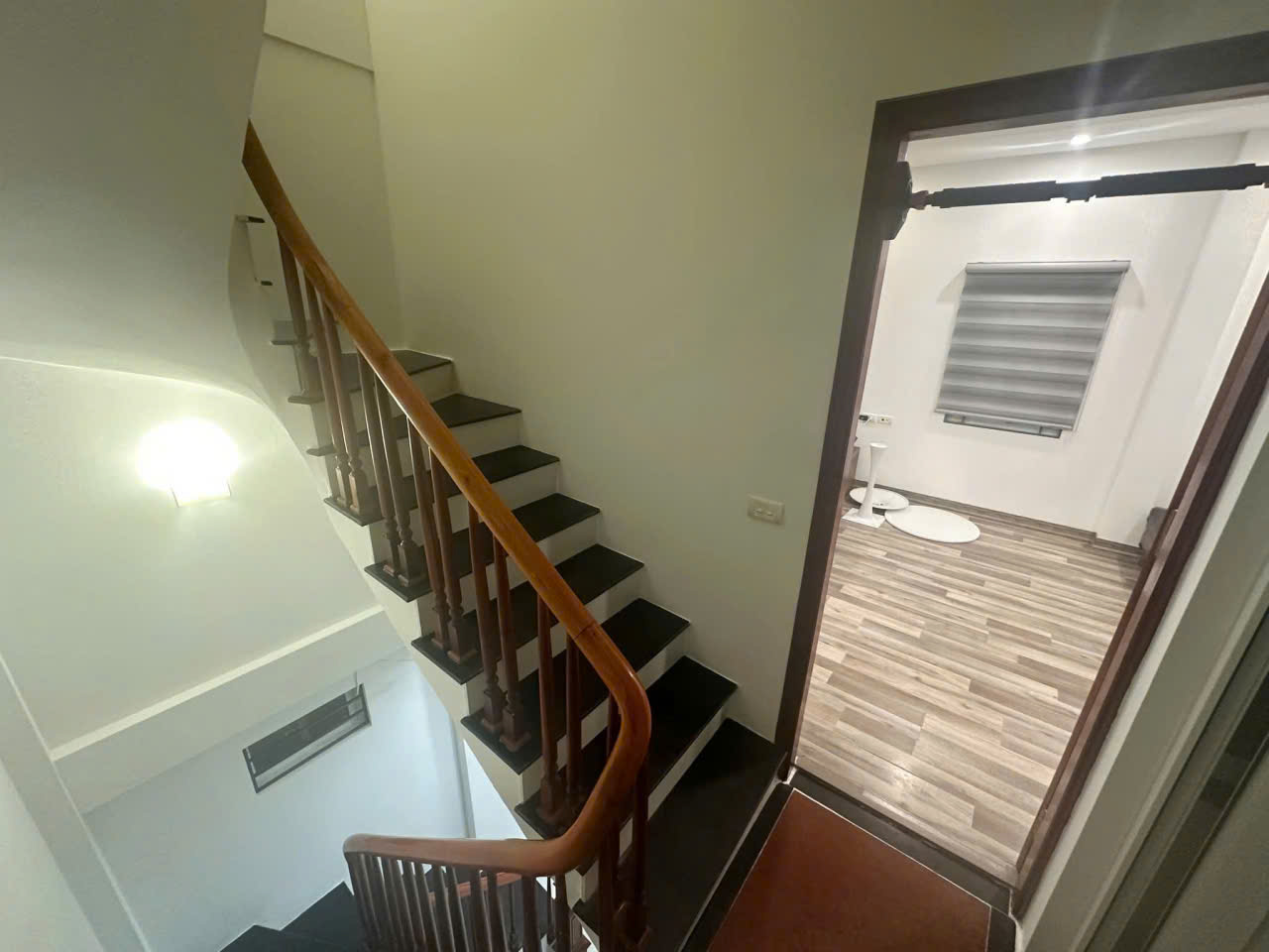 Bán Nhà Trường Chinh - Lê Trọng Tấn. Nhà Đẹp Mặt Ngõ Ô Tô Tránh