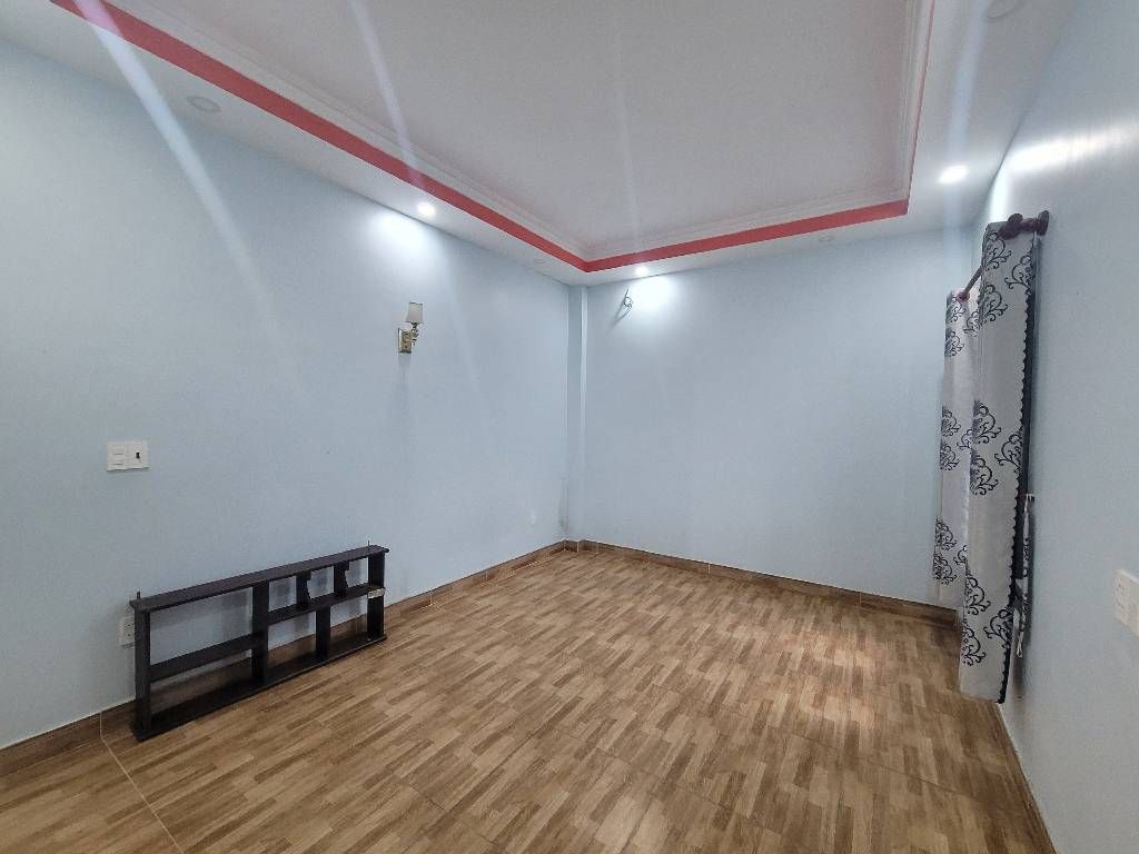 BÁN BIỆT THỰ LÔ GÓC - gầnTÔ NGỌC VÂN -QUẬN 12