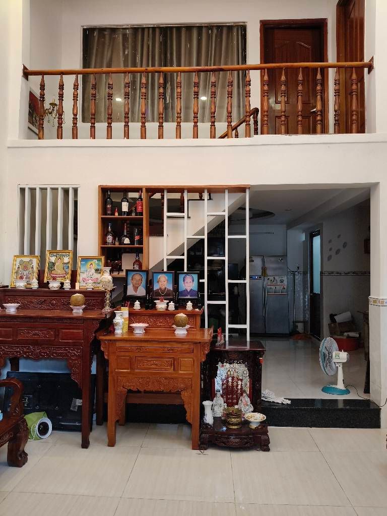 BÁN NHÀ NGANG 7M,đường TÔ NGỌC VÂN, Q12