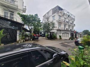 BÁN BIỆT THỰ LÔ GÓC - gầnTÔ NGỌC VÂN -QUẬN 12