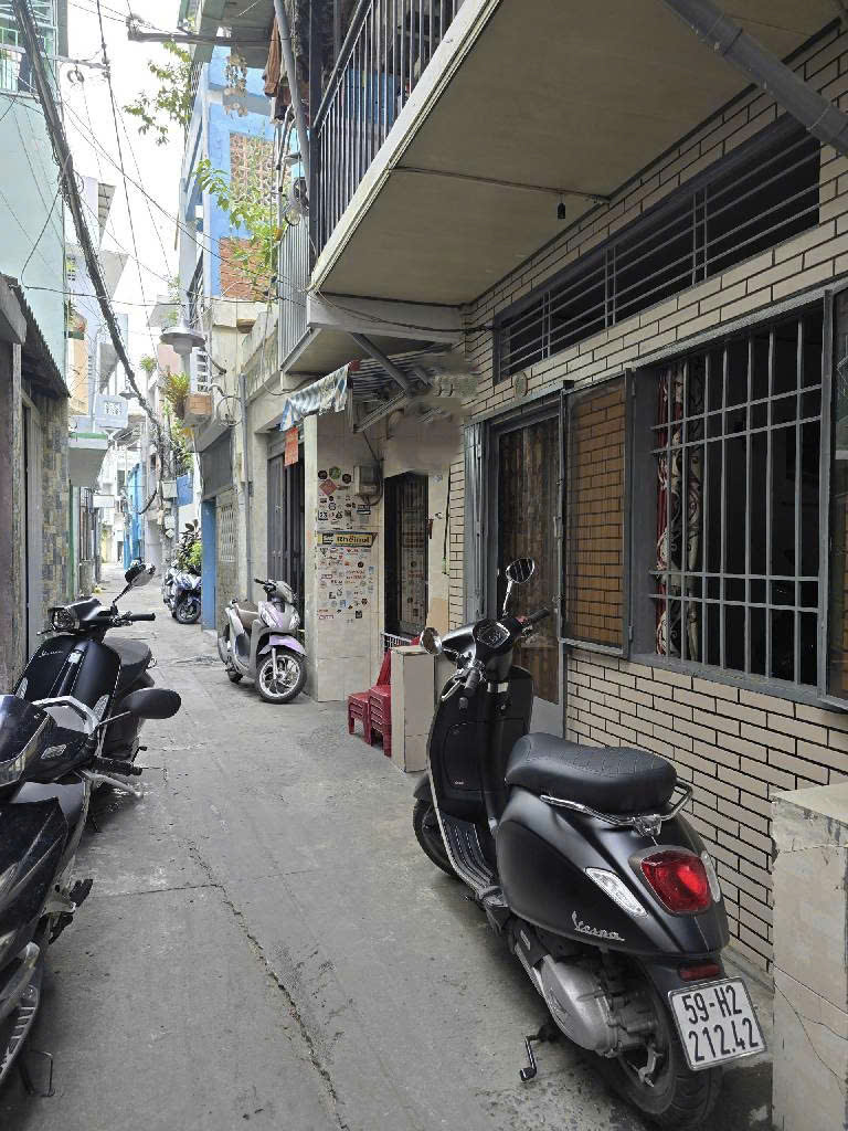 BÁN NHÀ MỚI XÂY HẺM 3M, 1 / ĐƯỜNG TRẦN PHÚ , PHƯỜNG 4, QUẬN 5, NHỈNH 5X NHỎ