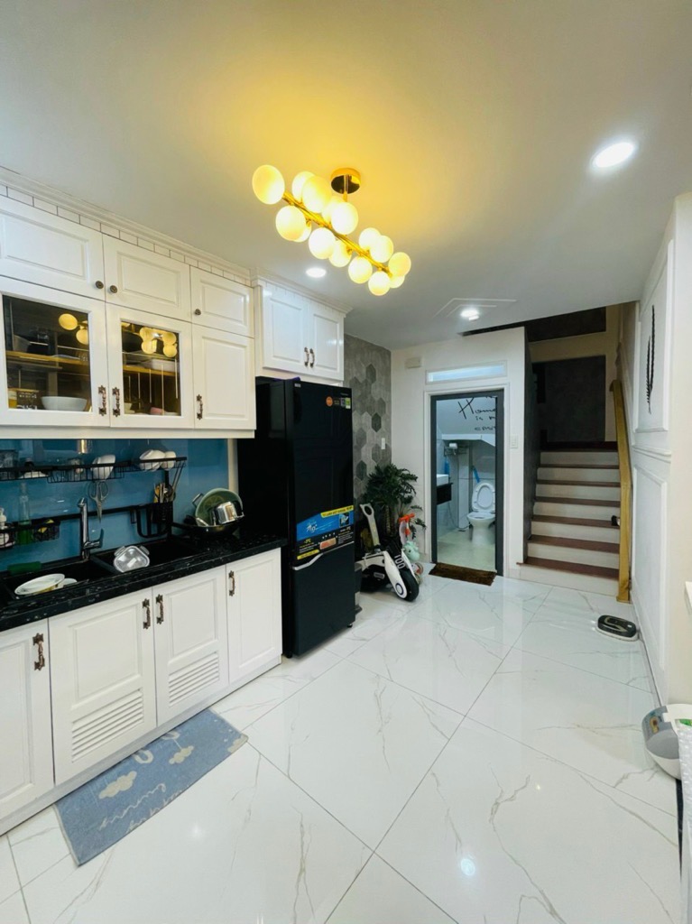 NHÀ ĐẸP GIÁ TỐT TRỤC ĐƯỜNG QL13 BÌNH THẠNH