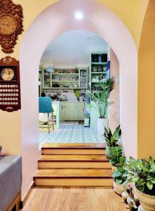 Chính chủ bán nhà Tứ Liên 61m2 xây 4 tầng, MT 5.5m chỉ Giá 9 tỷ ( có thương lượng) - LH: 0984092906