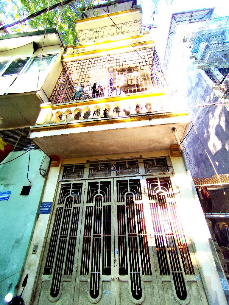 Bán nhà Tây Sơn, đẹp vuông nét, 44 m2 9 tỷ