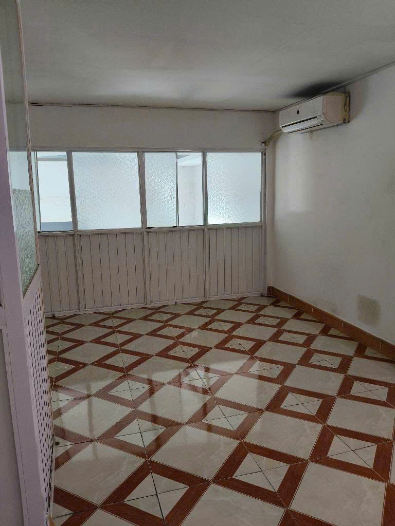 Nhà giá rẻ Quận 12, hẻm xe tải, khu buôn bán thuận tiện