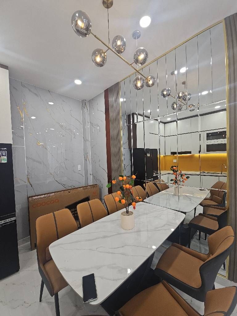 Nhà gần chung cư cao cấp Richstar Hòa Bình