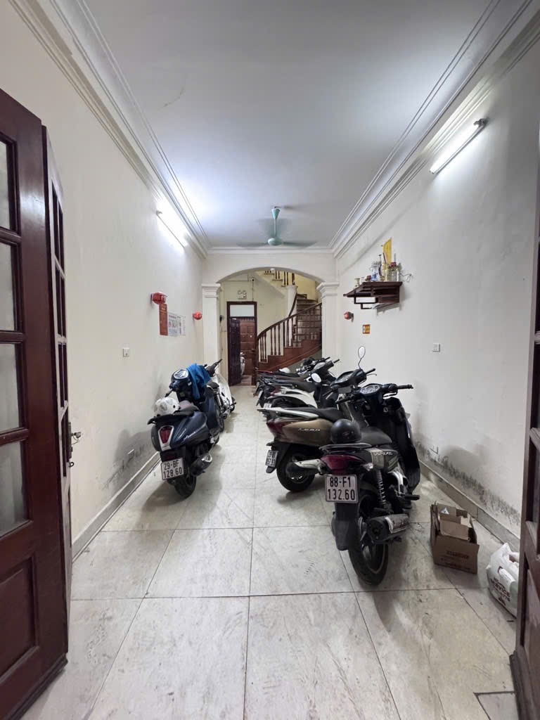 BÁN NHÀ 6 TẦNG KHÂM THIÊN