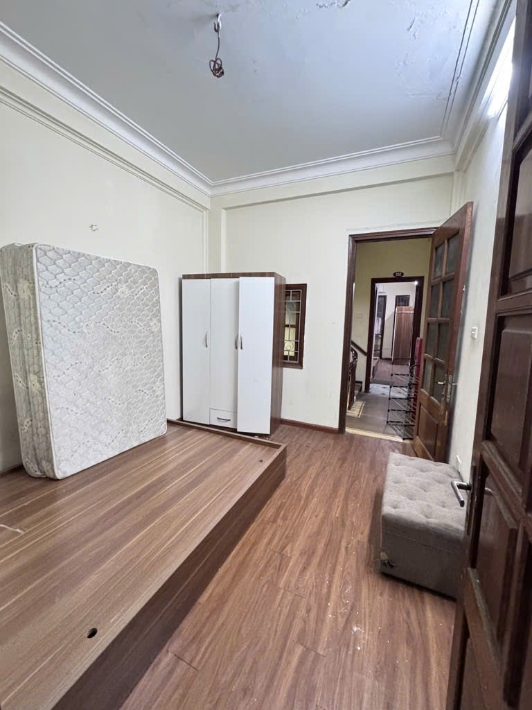 BÁN NHÀ 6 TẦNG KHÂM THIÊN