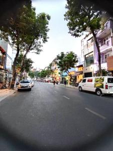 QUẬN 1 - LÔ GÓC KHU VIP 5 TẦNG - PHỐ ẨM THỰC - DÂN TRÍ CAO - NHÀ ĐẸP XÁCH VALY VÀO Ở NGAY.