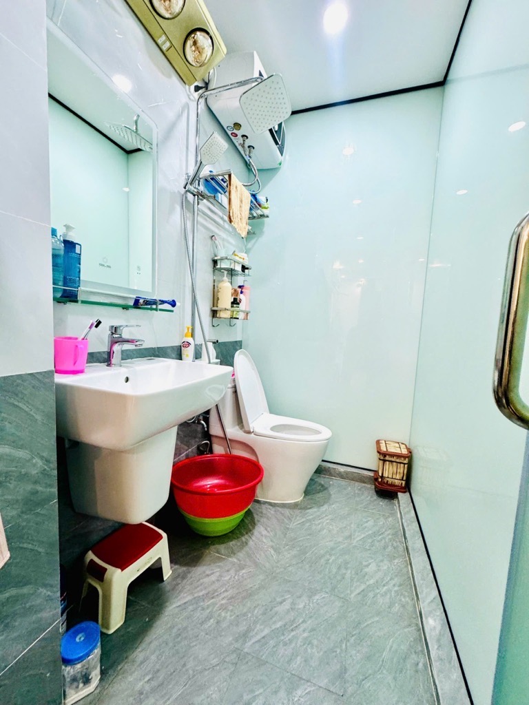 BÁN GẤP NHÀ ĐẸP MỸ ĐÌNH - NHÀ 5 TẦNG - 3 BƯỚC RA CHỢ - GIÁ MỀM 7,5 TỶ