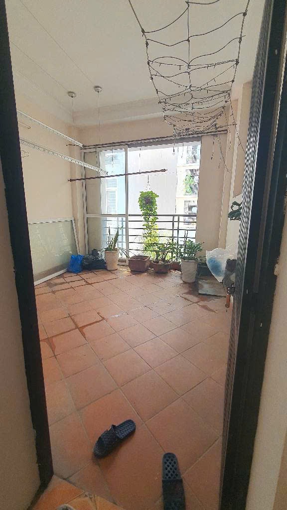 Chủ cần bán gấp nhà phố Lạc Long Quân, Phú Thượng, Tây Hồ 13,999 tỷ