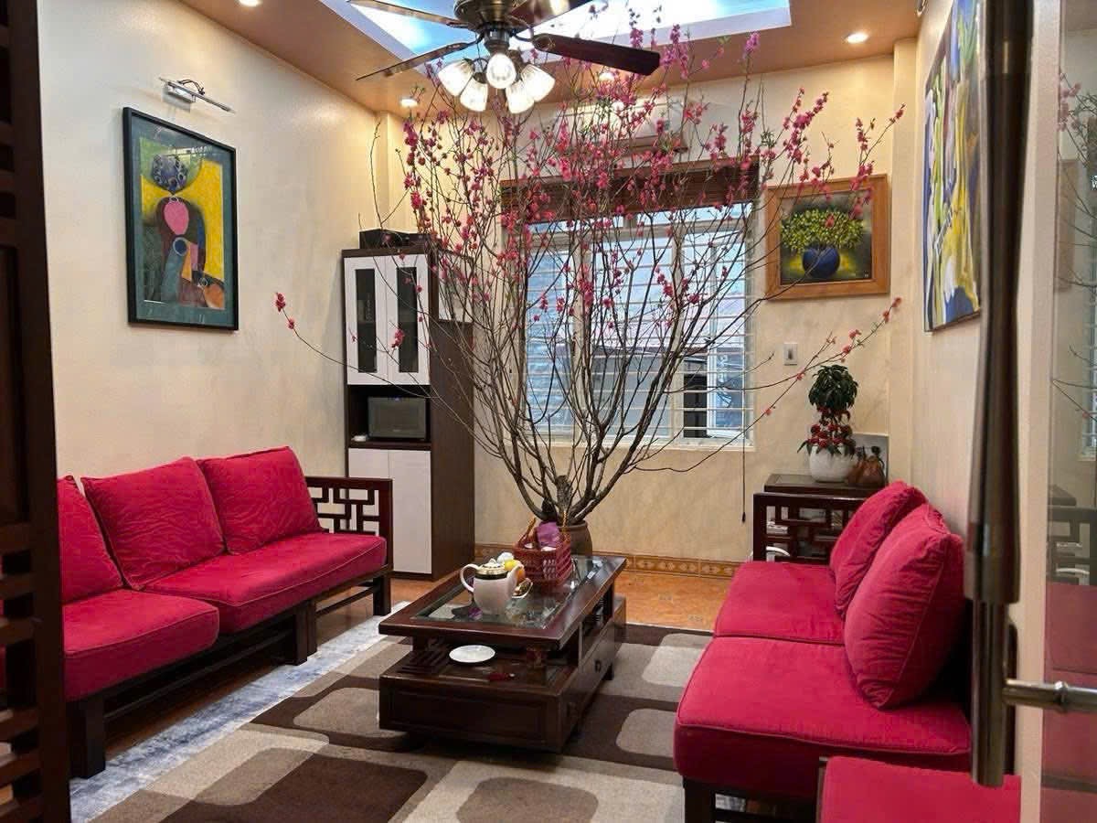 Chủ cần bán gấp nhà phố Lạc Long Quân, Phú Thượng, Tây Hồ 13,999 tỷ