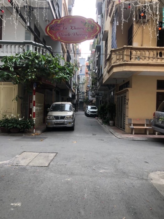 Bán nhà đẹp phố Xuân La, Tây Hồ.