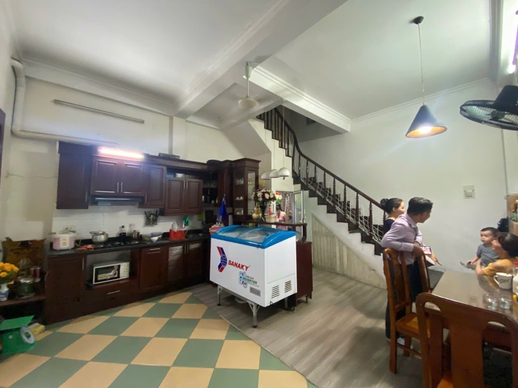 CHƯA TỚI 8 TỶ - KHƯƠNG TRUNG NHÀ ĐẸP LÔ GÓC - Ô TÔ ĐỖ CỬA