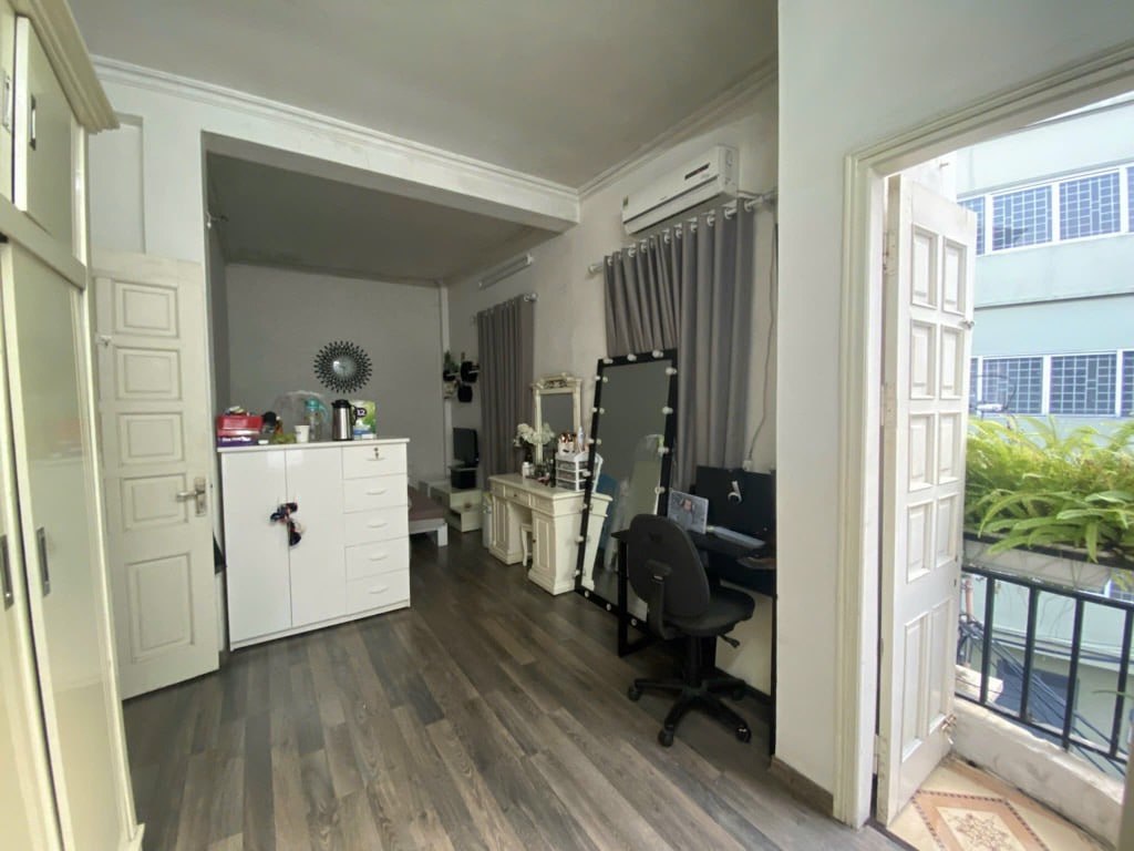 CHƯA TỚI 8 TỶ - KHƯƠNG TRUNG NHÀ ĐẸP LÔ GÓC - Ô TÔ ĐỖ CỬA