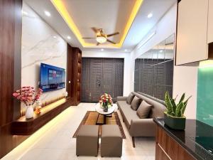 SIÊU PHẨM KHƯƠNG ĐÌNH - KHU VỰC DÂN TRÍ CAO, AN SINH CỰC ĐỈNH - GIÁ LOANH QUANG 8,4 TỶ ĐỔ LẠI