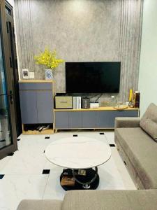 Cần bán nhà Cầu Giấy,đường Hồ Tùng Mậu.