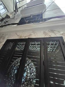 NGƯỜI NHÀ NHỜ BÁN HỘ NHÀ RIÊNG TRUNG TÂM CẦU GIẤY.