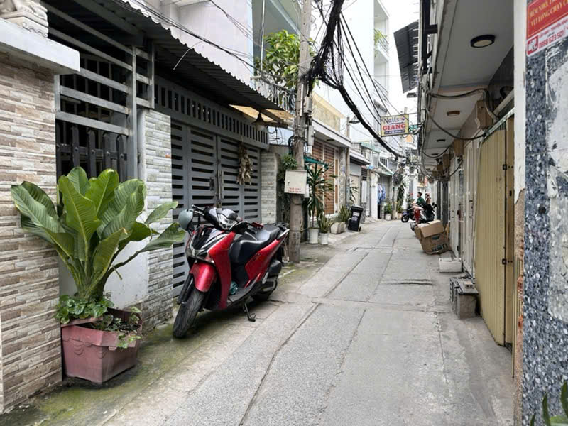 NHÀ ĐẸP TRUNG TÂM QUẬN 7 - MẶT TIỀN 1 SẸC - KẾT NỐI GIAO THÔNG THUẬN TIỆN