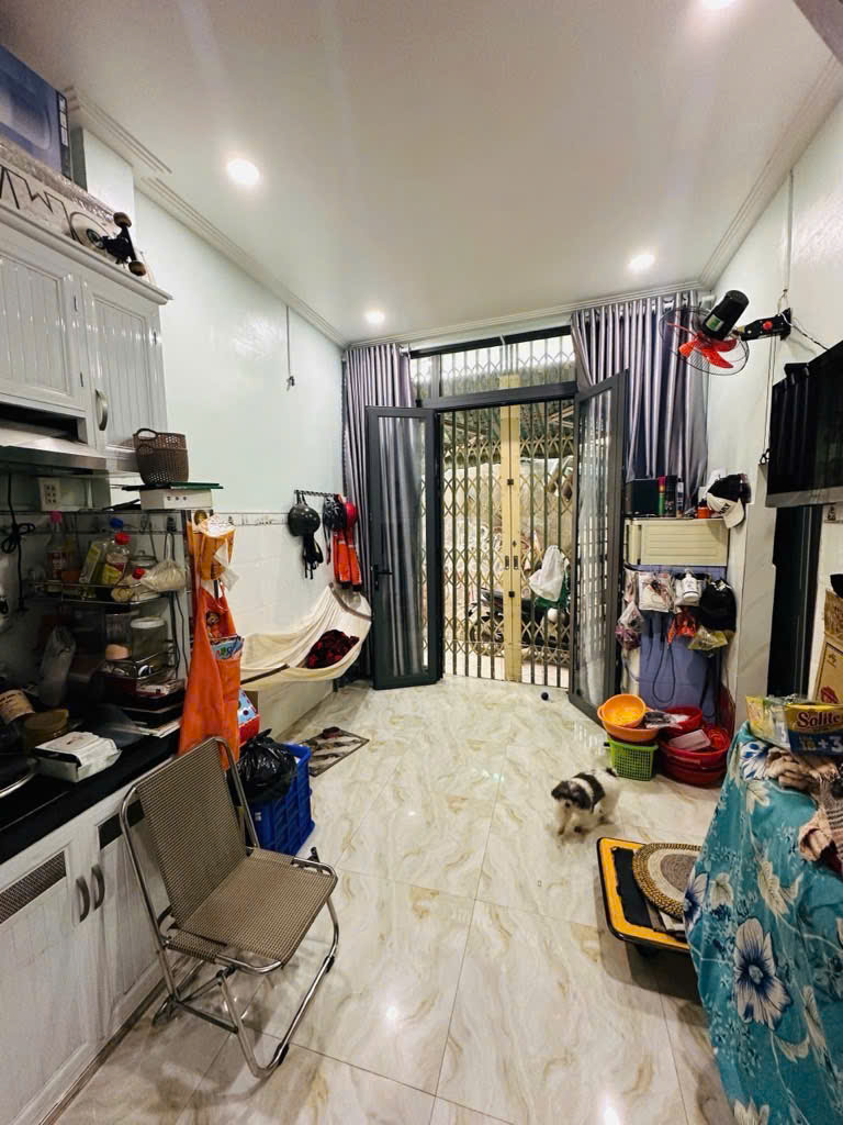 Nhà 2 tầng, Trịnh Đình Trọng, Tân Phú, 2.68 tỷ