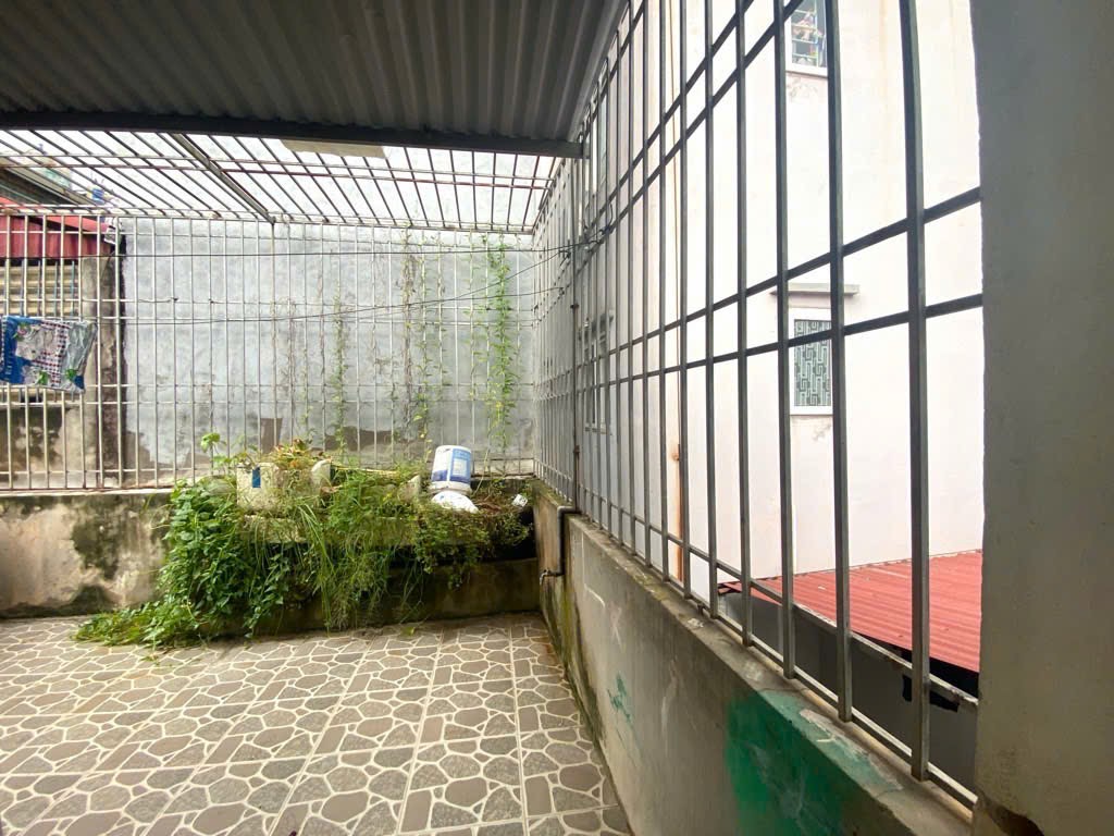 Chính chủ bán nhà sổ đỏ Xuân Đỉnh địa thế đất Sơn Tinh