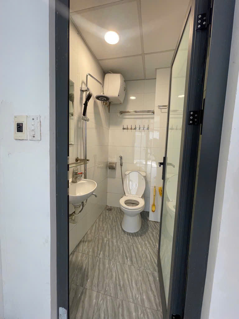 3.	  Bán Nhà Vạn Phúc mặt phố kinh doanh siêu hiếm, đường thông, ô tô tránh, 35m2, giá nhỉnh 9 tỷ