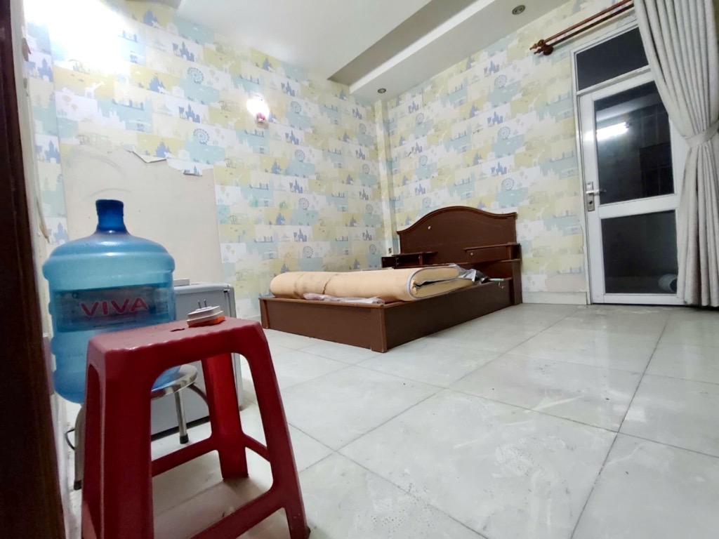 Nhà cần bán gấp