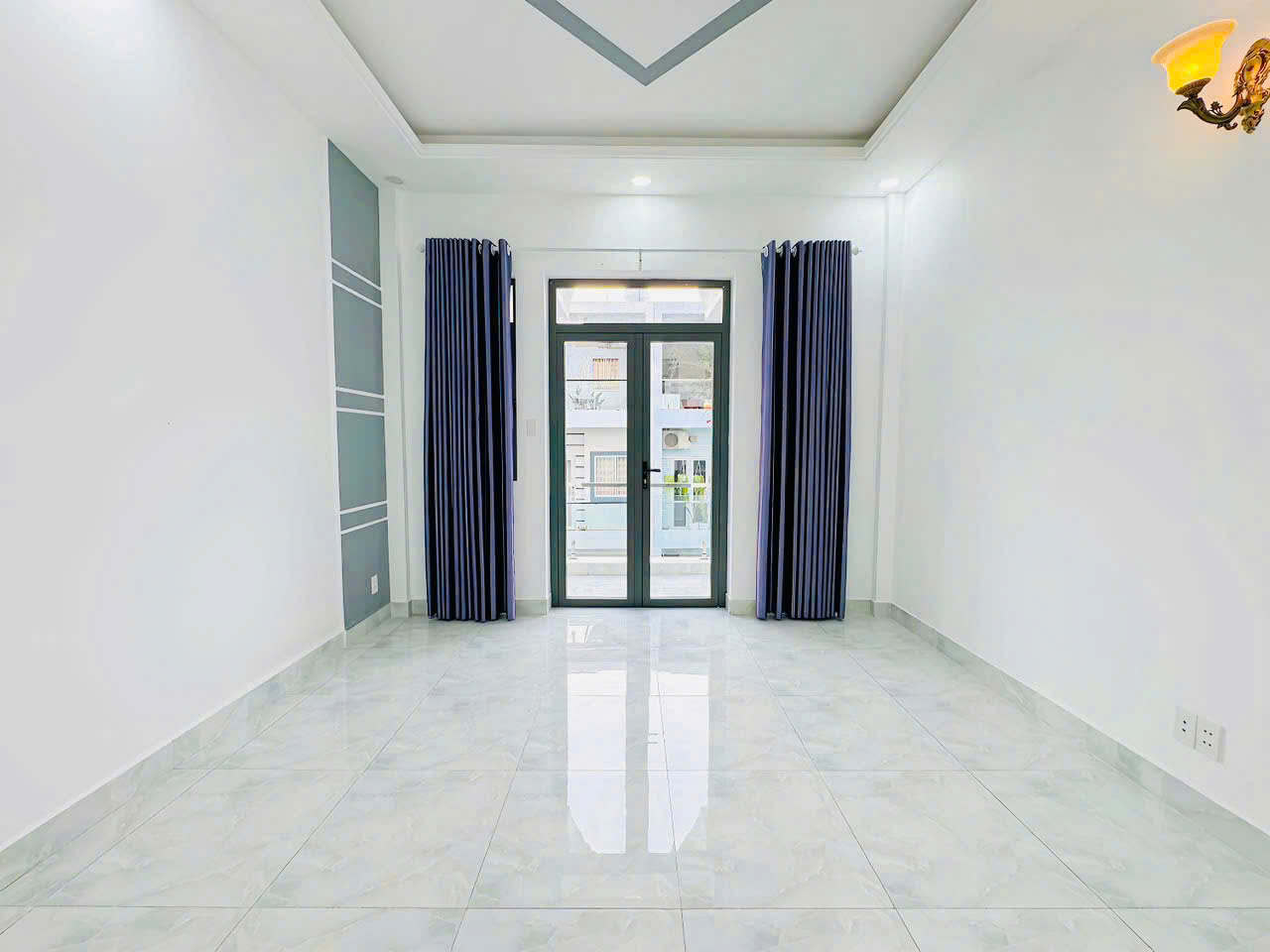 Mua Là Lời - Ngang Siêu Rộng 8m – Nhà 4 Tầng, 110m2, 6PN - Giá Thấp Nhất Thị Trường, Nhỉnh 6 Tỷ