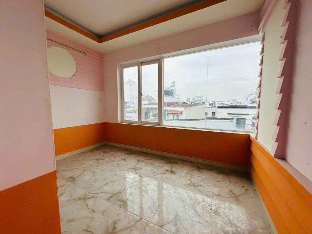 Ngang Khủng 8m Rộng Như Biệt Thự - 144m2 - 4 Tầng  - 6PN, Giá Chỉ Bằng Nhà 5m, Nhỉnh 7 Tỷ