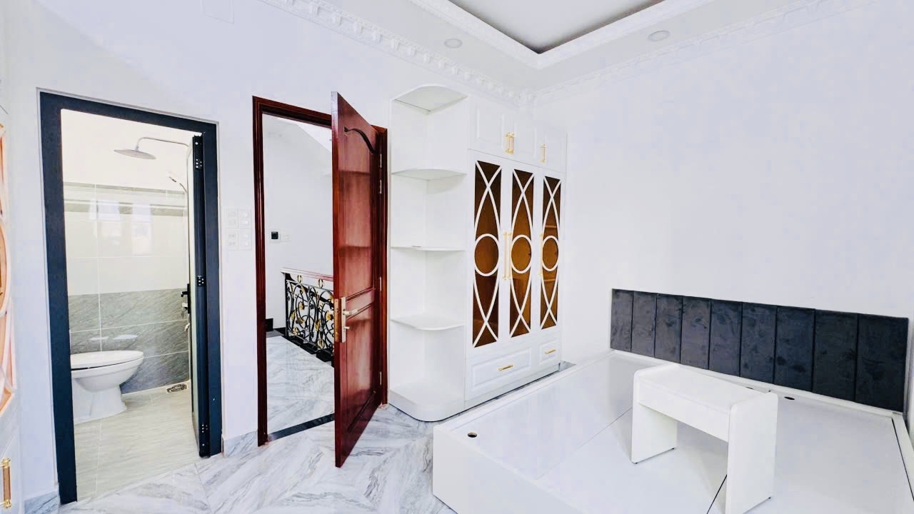 Bán Nhà Bùi Minh Trực Quận 8, Nhà Đẹp Mới 5 Tầng, 5x15m2 (75m2), Giá Siêu Tốt Chỉ 7 Tỷ