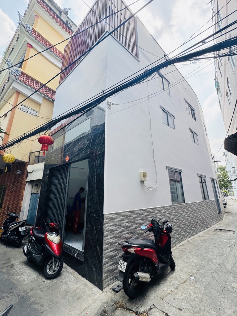 Nguyễn Văn Nguyễn Phường Tân Định Quận 1. 8.2 tỷ