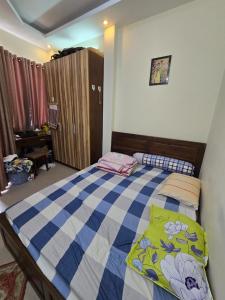 Trần Đình Xu Phường Nguyễn Cư Trinh Quận 1 . 7.6 tỷ