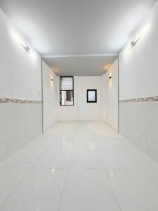 Nhà mới quận 10