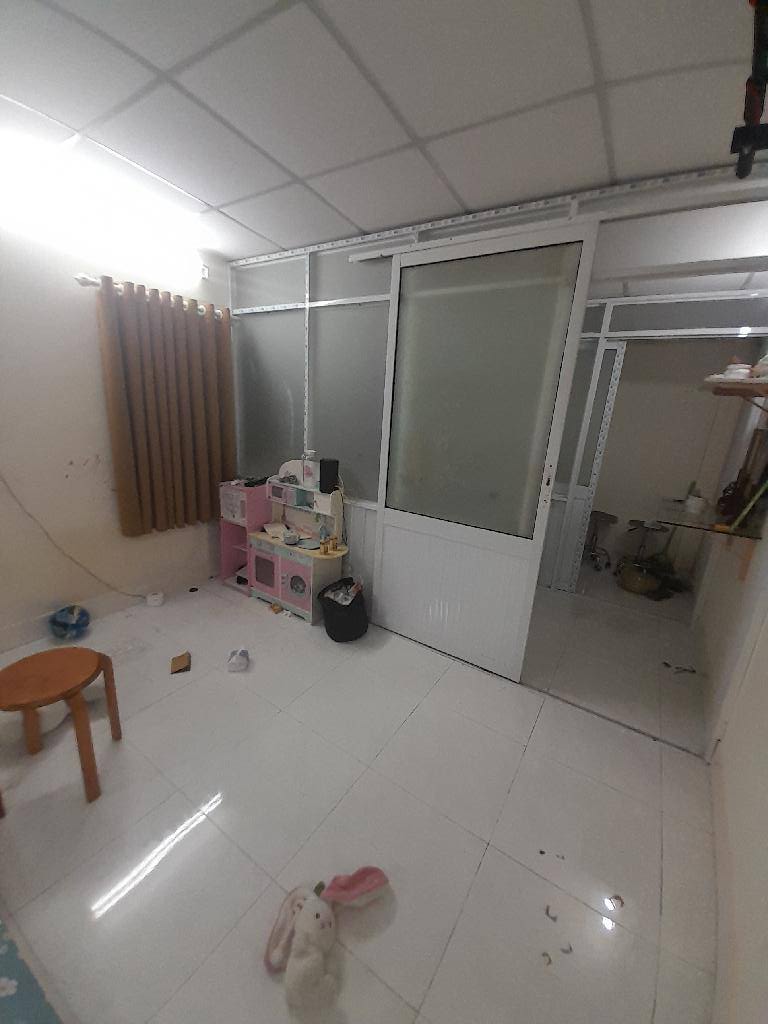 Nhà ở có Mặt bằng Kinh Doanh rộng rãi