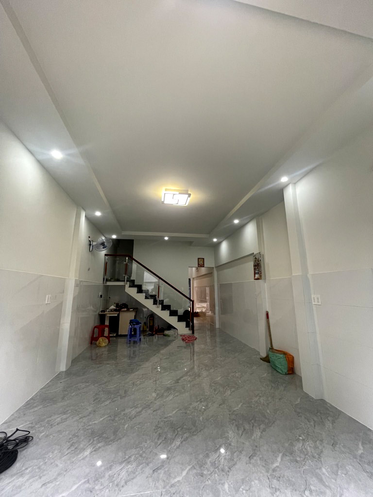 BÁN GẤP, NHÀ QUẬN TÂN BÌNH, SÀI GÒN – Đường HOÀNG VĂN THỤ, NGAY ĐỆ NHẤT KHÁCH SẠN, 7.X TỶ.