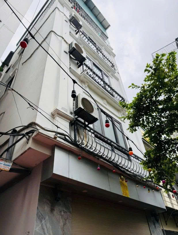 Nhà đẹp Hồ Tùng Mậu-ô tô đỗ cửa-nhỉnh 7,5 tỷ