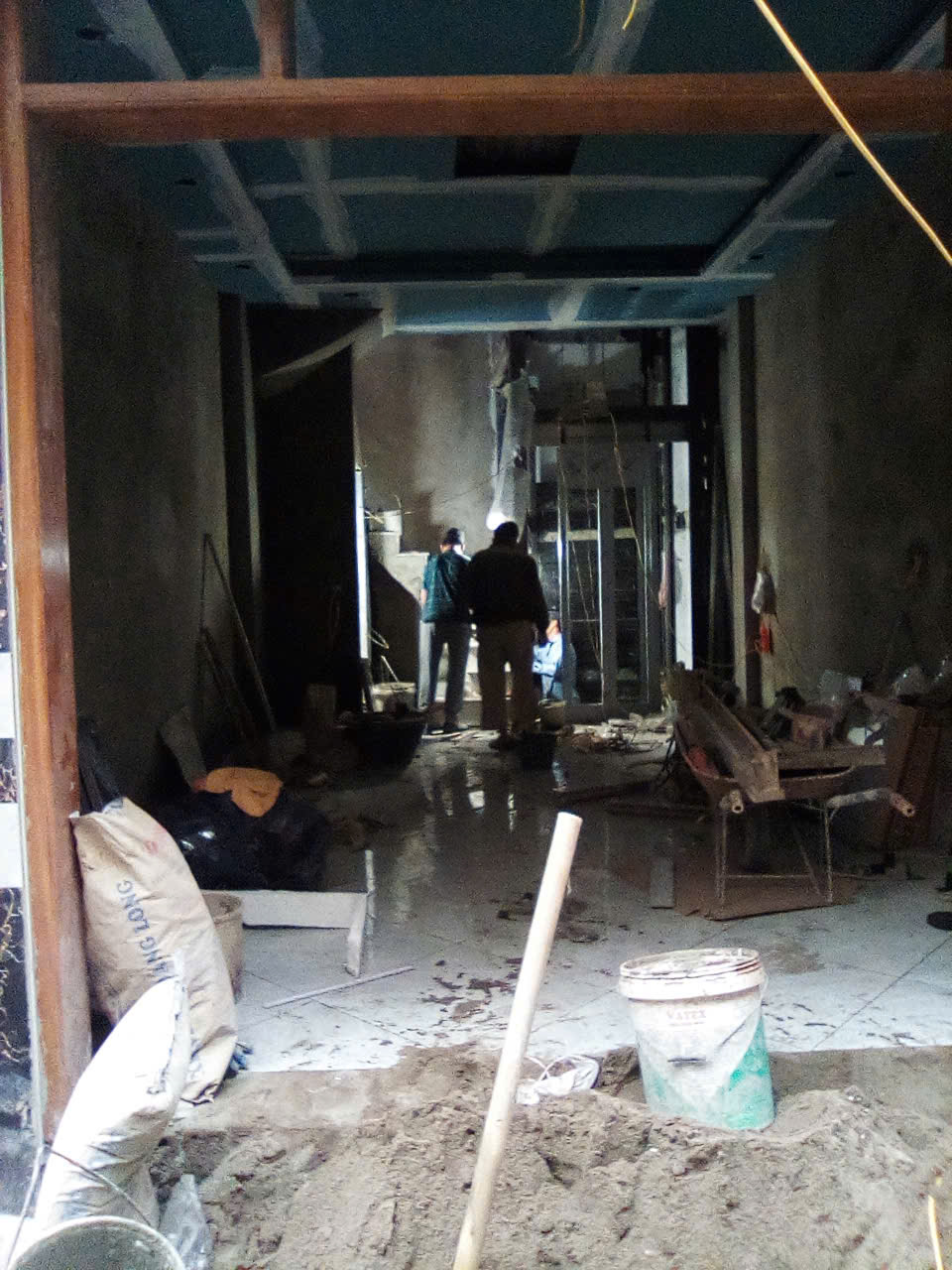 NHÀ PHỐ MINH KHAI