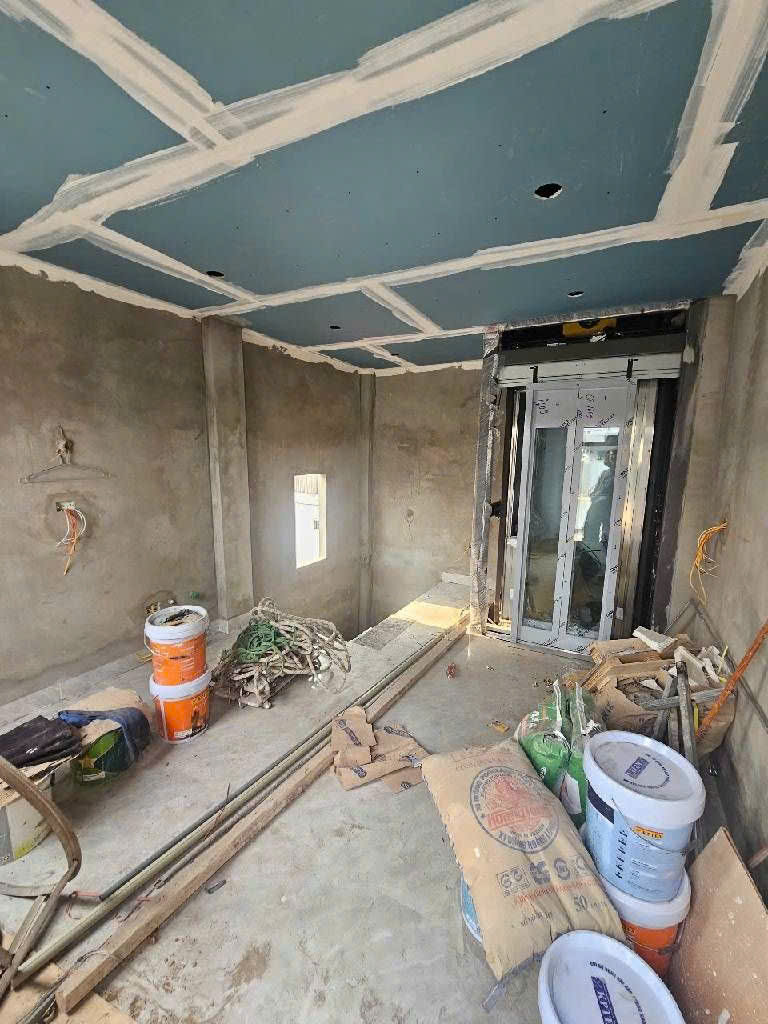 NHÀ PHỐ MINH KHAI