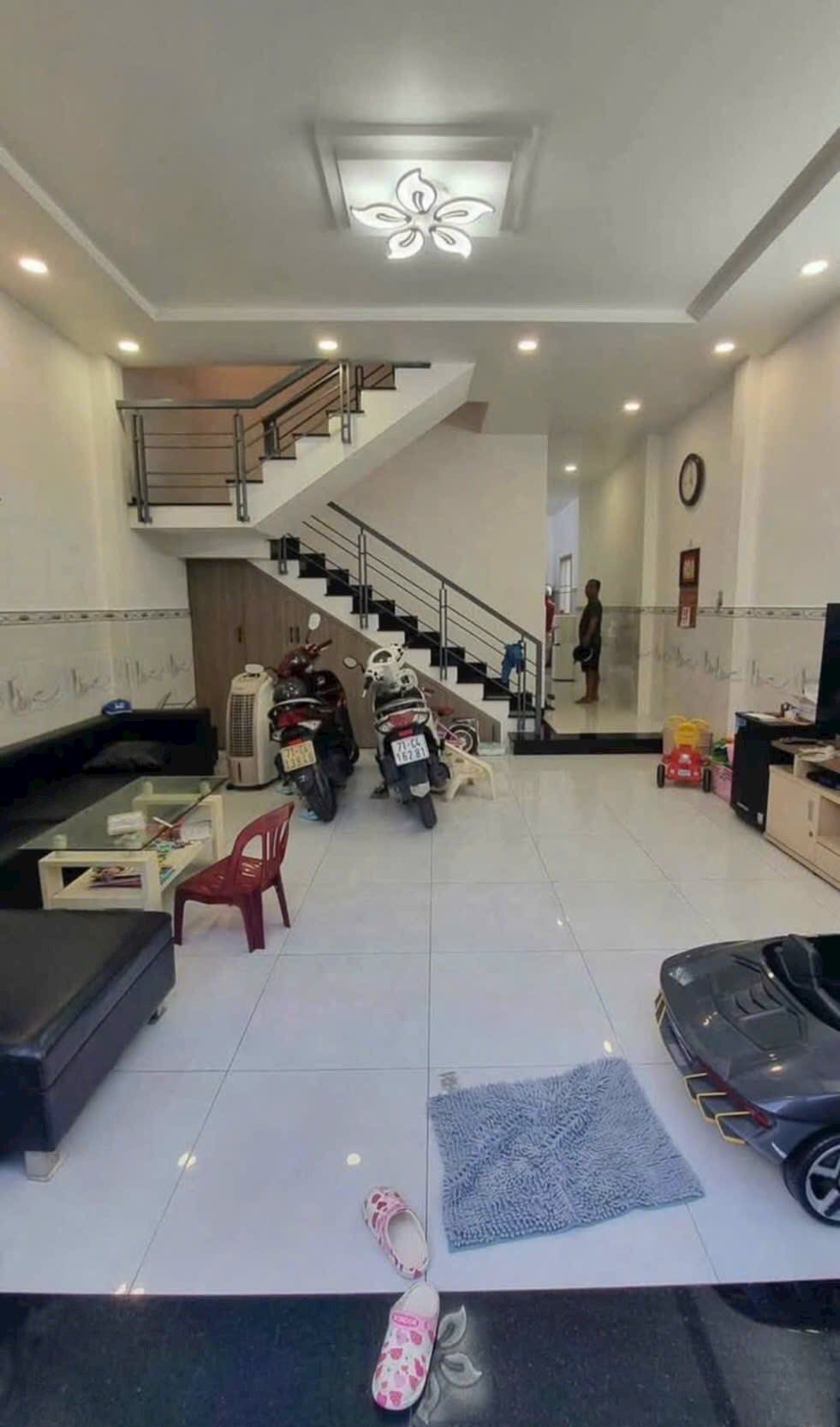 BÁN NHÀ SỔ HỒNG RIÊNG – TÂN XUÂN, HÓC MÔN - GIÁ 4 TỶ